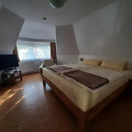 דירה 1-bedroom